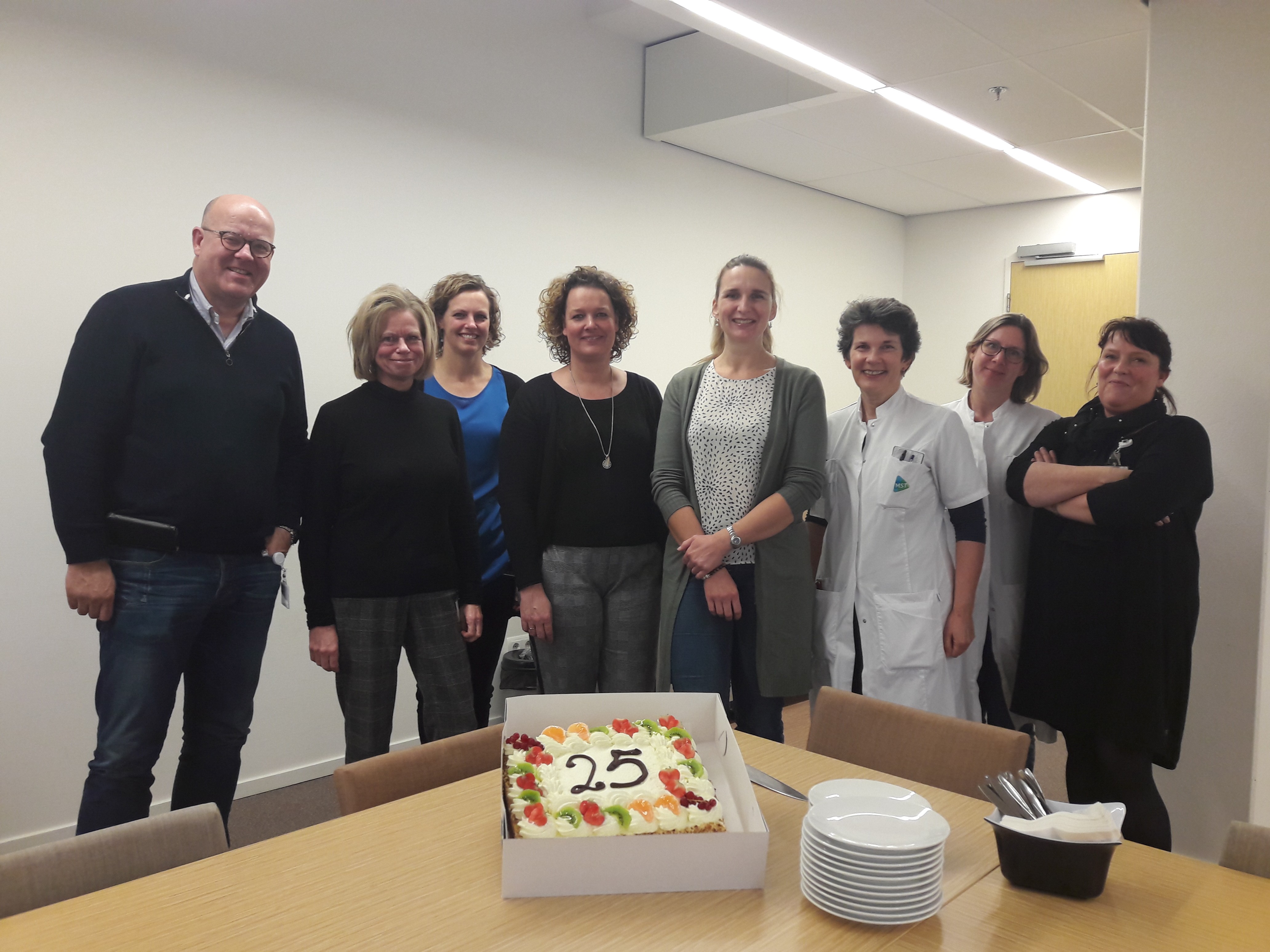 Team viert 25 jaar stamceltransplantaties in MST